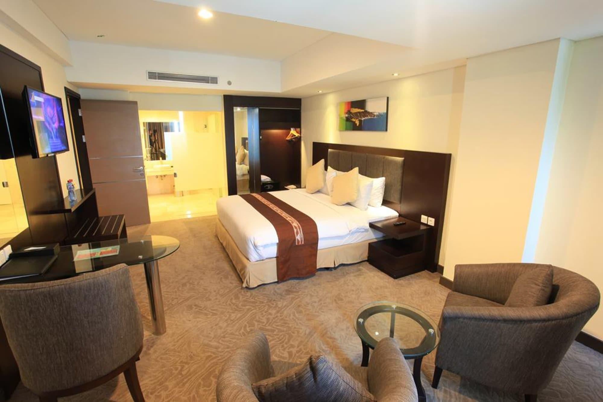 คลาโร เกนดารี  Hotel เคนดารี ภายนอก รูปภาพ