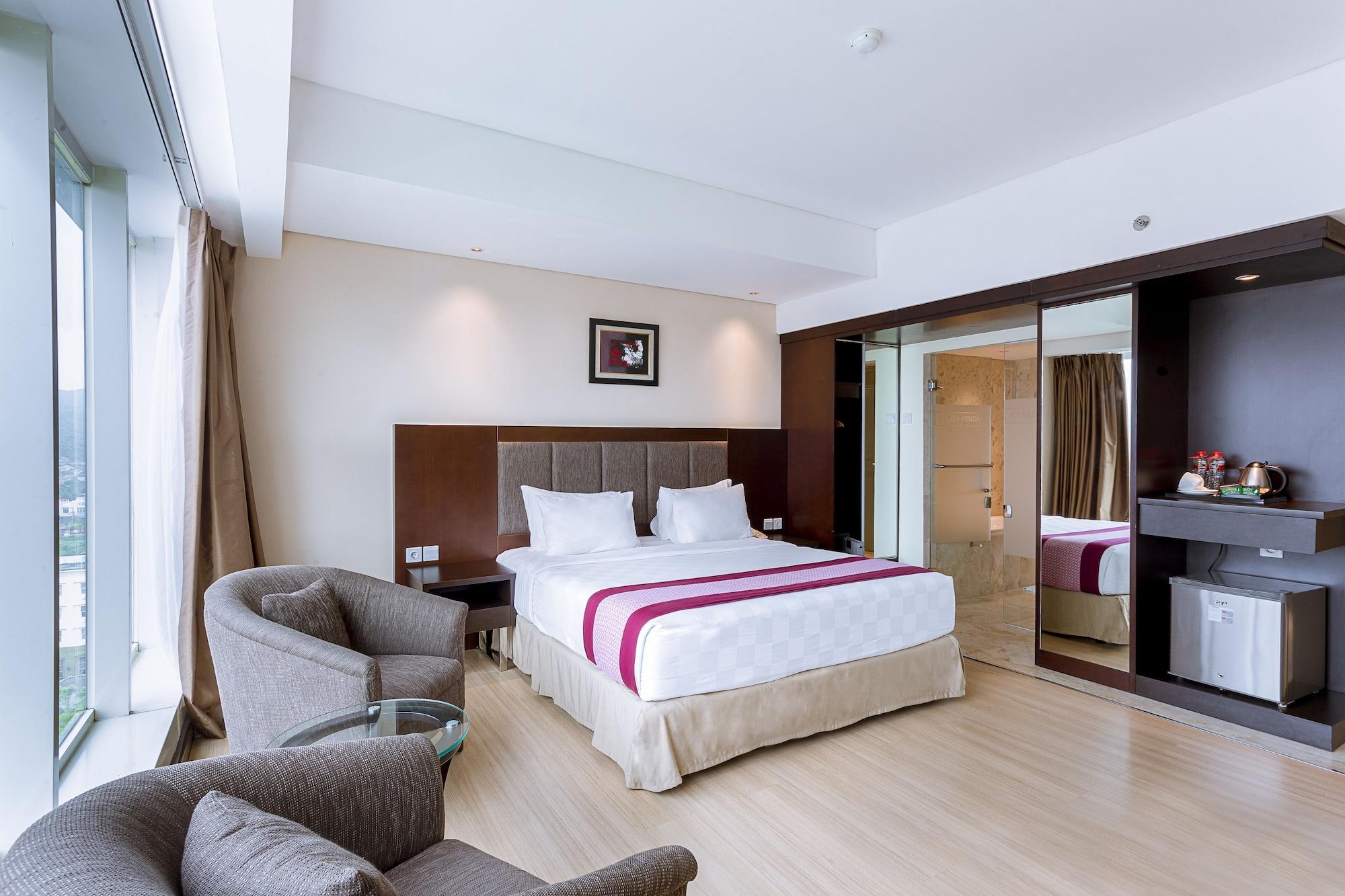 คลาโร เกนดารี  Hotel เคนดารี ภายนอก รูปภาพ