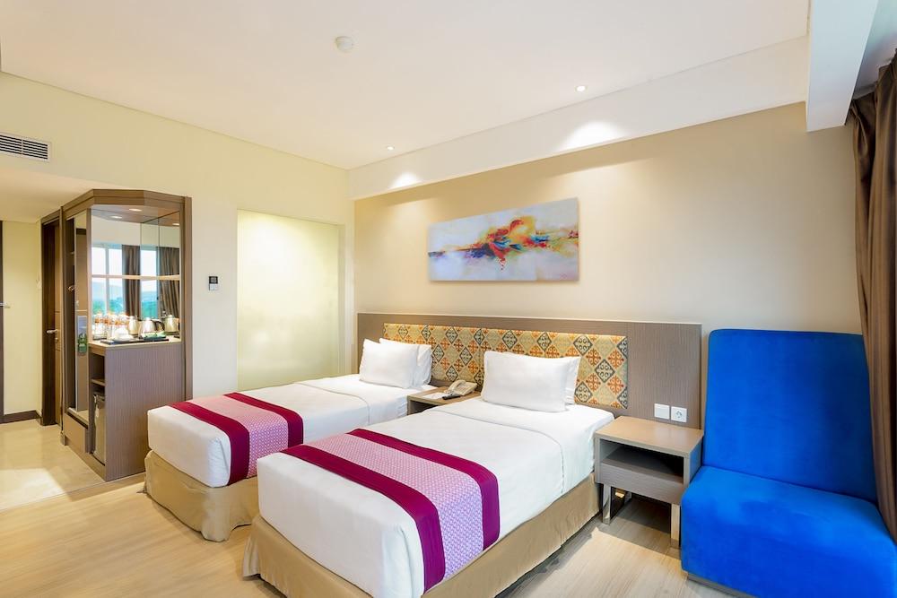 คลาโร เกนดารี  Hotel เคนดารี ภายนอก รูปภาพ