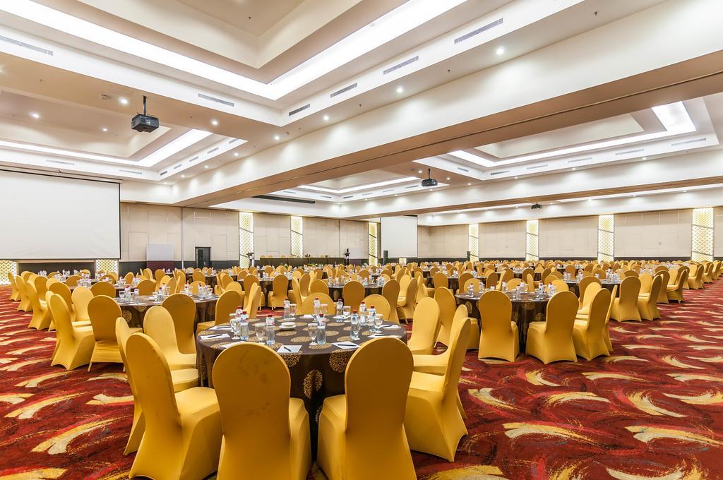 คลาโร เกนดารี  Hotel เคนดารี ภายนอก รูปภาพ