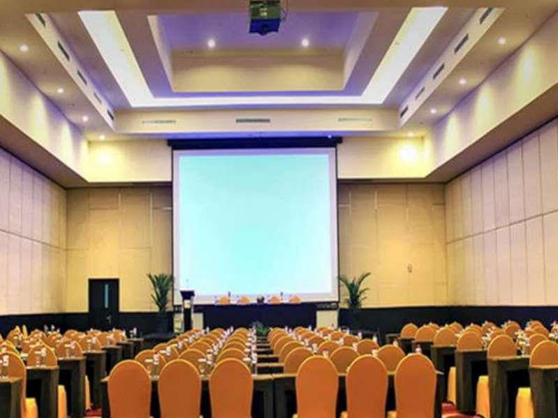 คลาโร เกนดารี  Hotel เคนดารี ภายนอก รูปภาพ